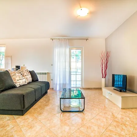 Ori Holiday home *