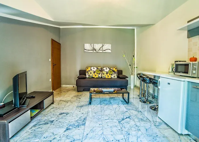 Guest house Ori Pula